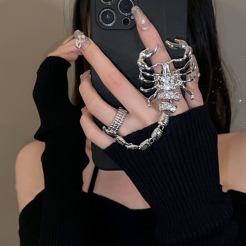 1pc Scorpion Full Finger Bracelet For Women, Sweet Cool Y2K Girl Micro-inlaid Zircon, New 3D Scorpion Bracelet, Single