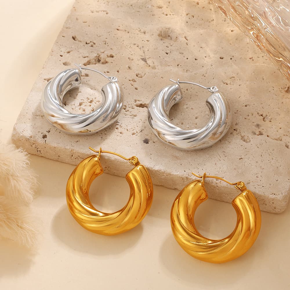 Personalized Minimalist Irregular Earrings, Stylish And Versatile Round U-shaped High-end Women's Earrings.