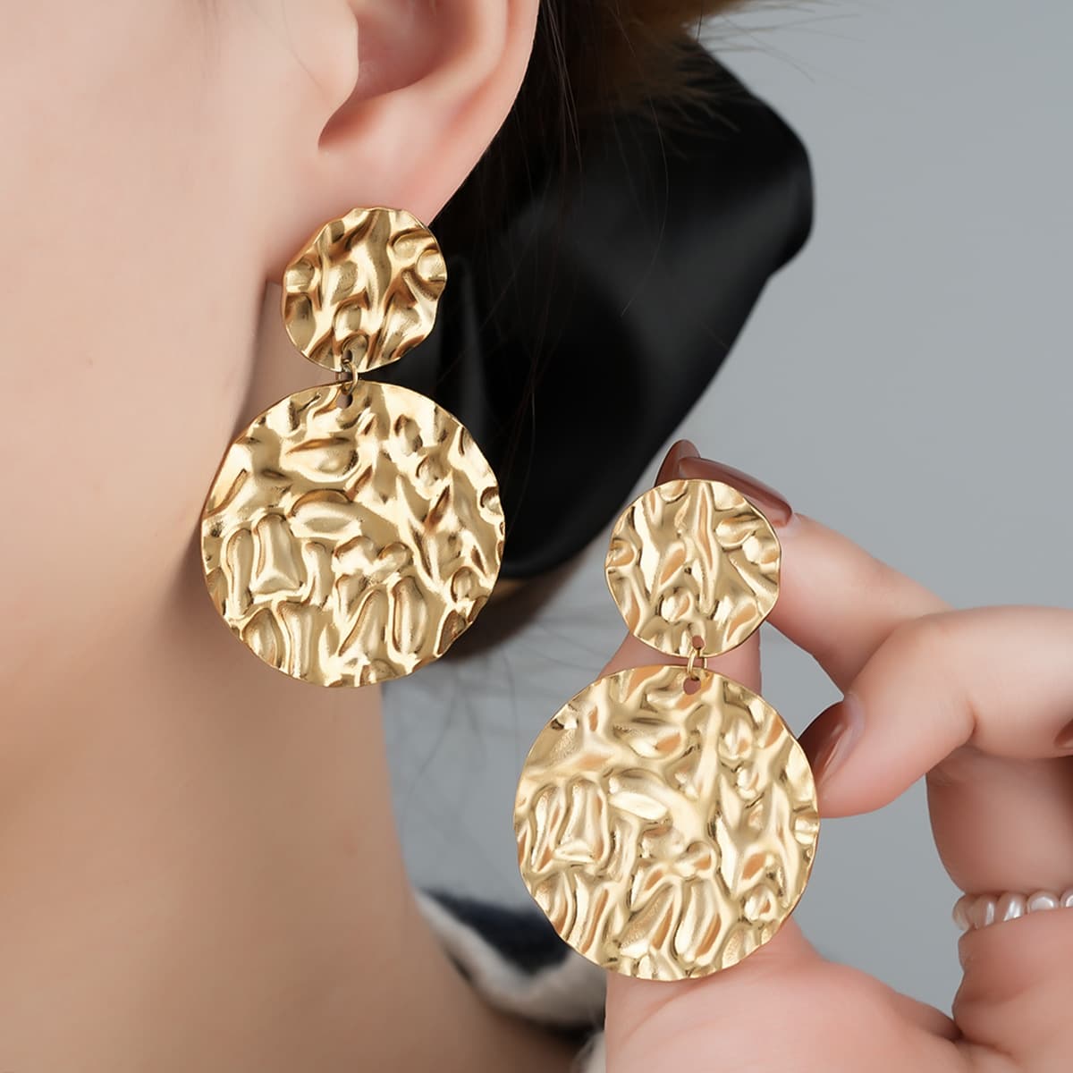 European And American Popular Exaggerated Fashion Stud Earrings, Retro Luxury Design, Simple High-Grade Jewelry For Women