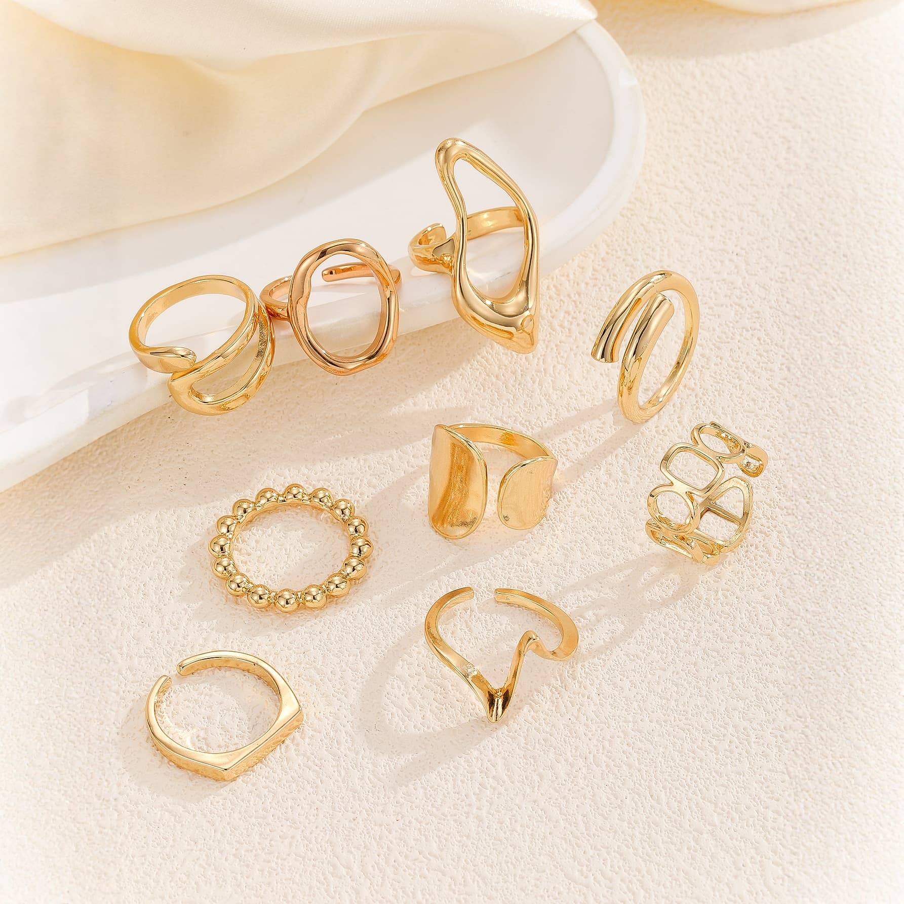 Open Mouth Wavy Ring For Women