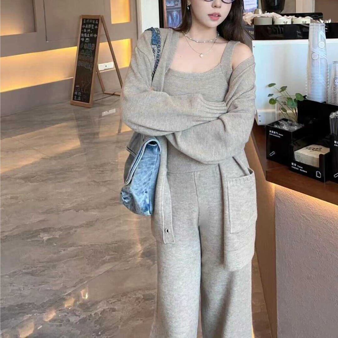 Knit Women's Cardigan Suspender Casual Pants Three-piece Set